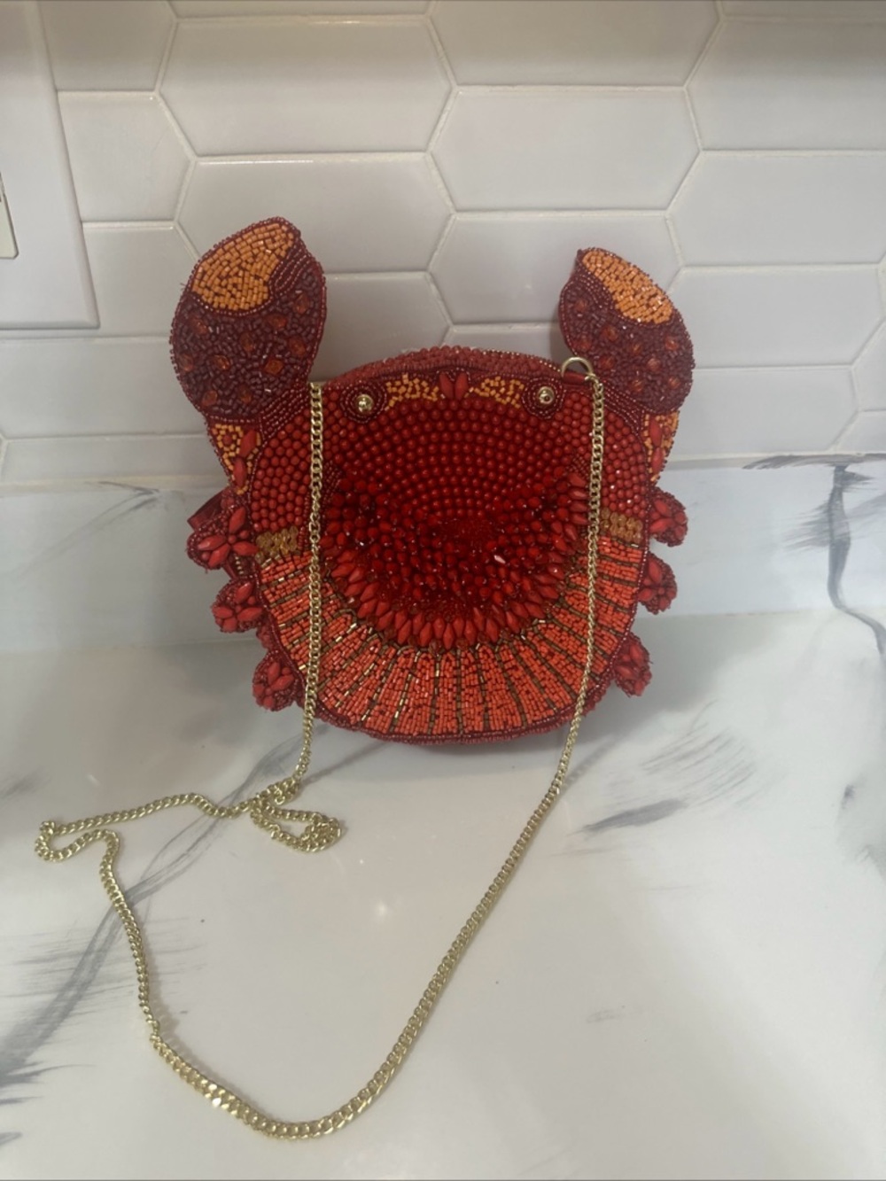 Beaded Red Crab-Shaped Crossbody Bag with Gold Chain